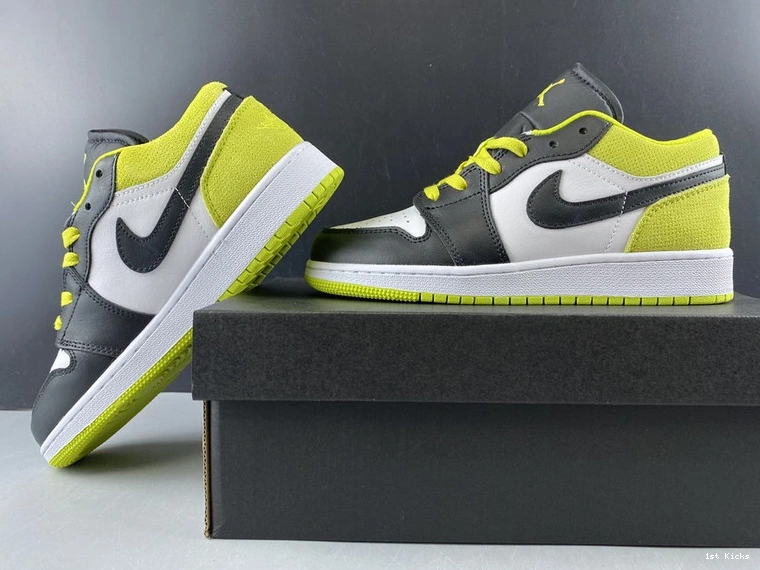 - CK3022 Jordan Low Air 'Cyber' 003 Jordan 1 - 1125